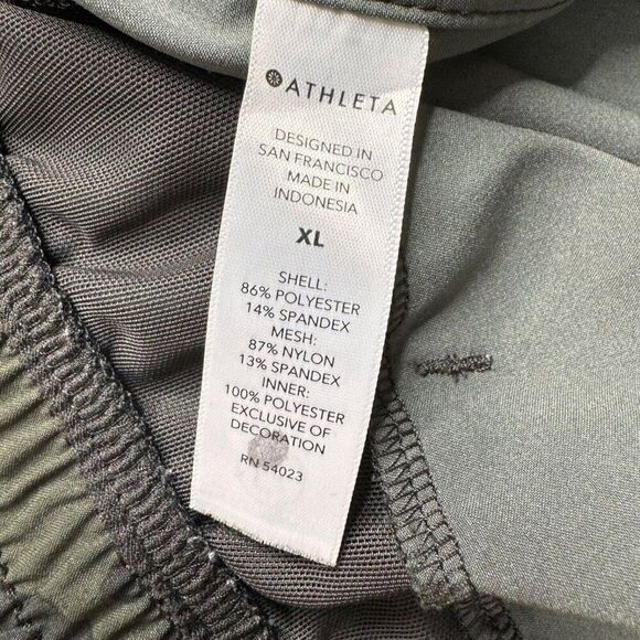 Athleta Camo Printed Mesh Racer Run Short NO LINER - Picture 4 of 11